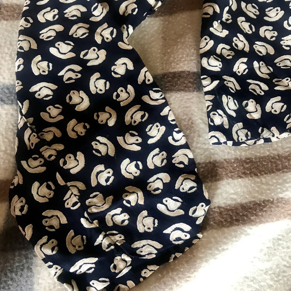 🌹 Crop Long Sleeve Button Up Shirt - Picture 3 of 5